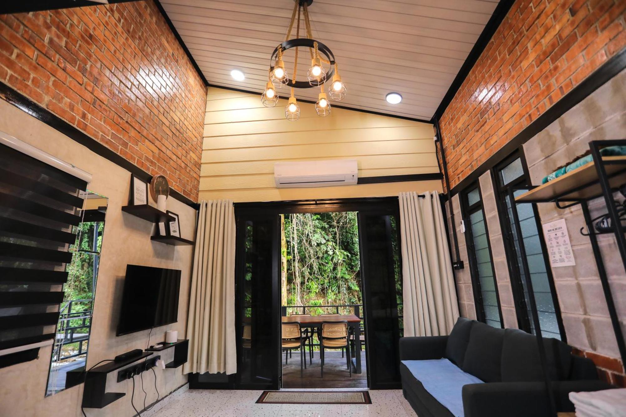 Casa Damai Janda Baik - Riverview Tiny House Bentong Exterior photo