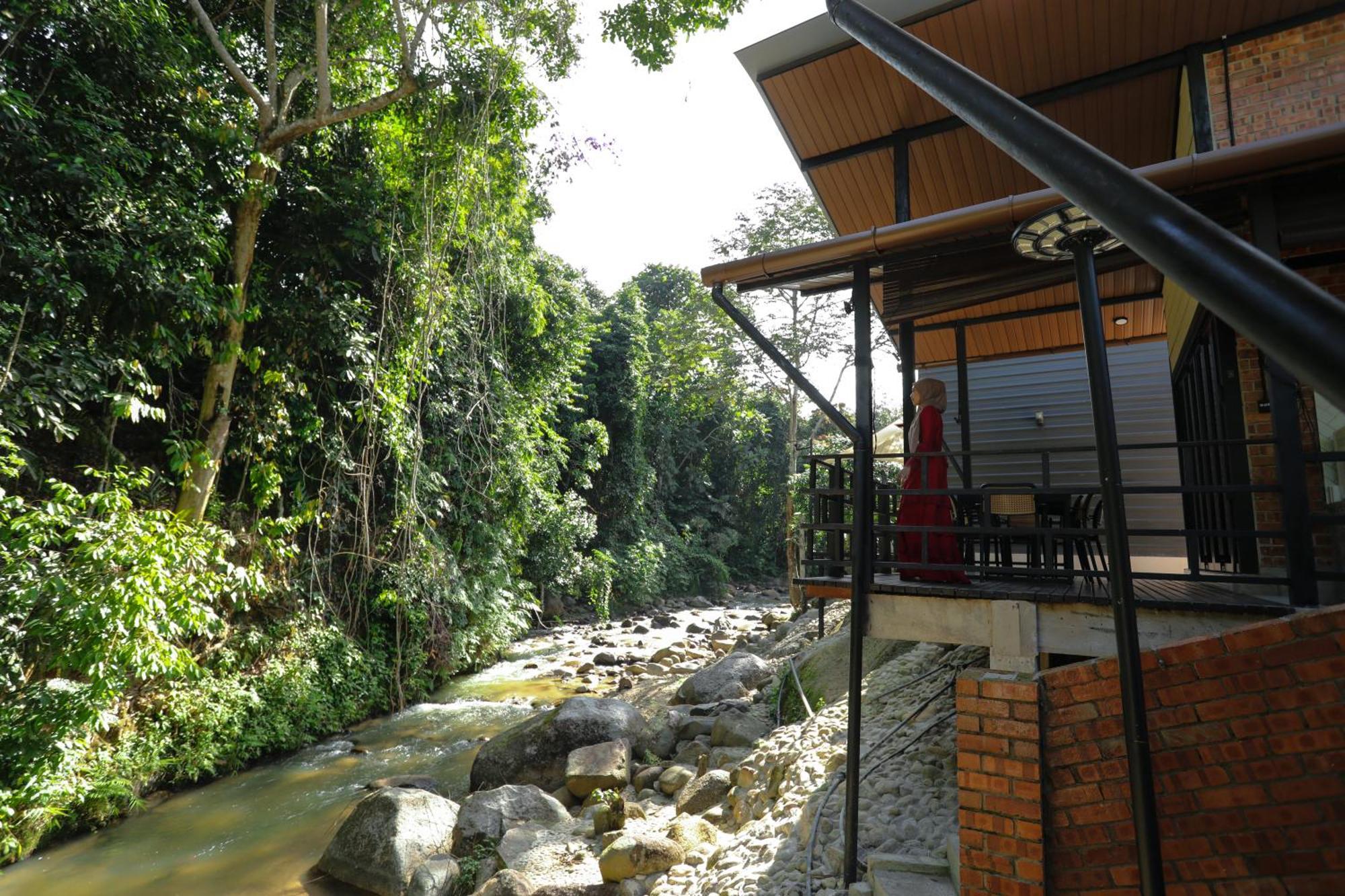 Casa Damai Janda Baik - Riverview Tiny House Bentong Exterior photo