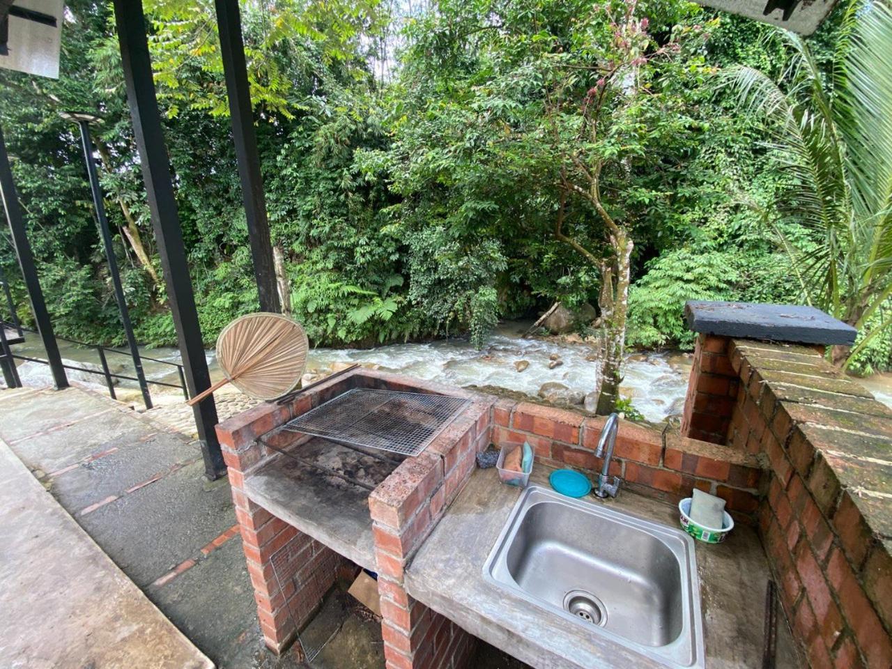 Casa Damai Janda Baik - Riverview Tiny House Bentong Exterior photo